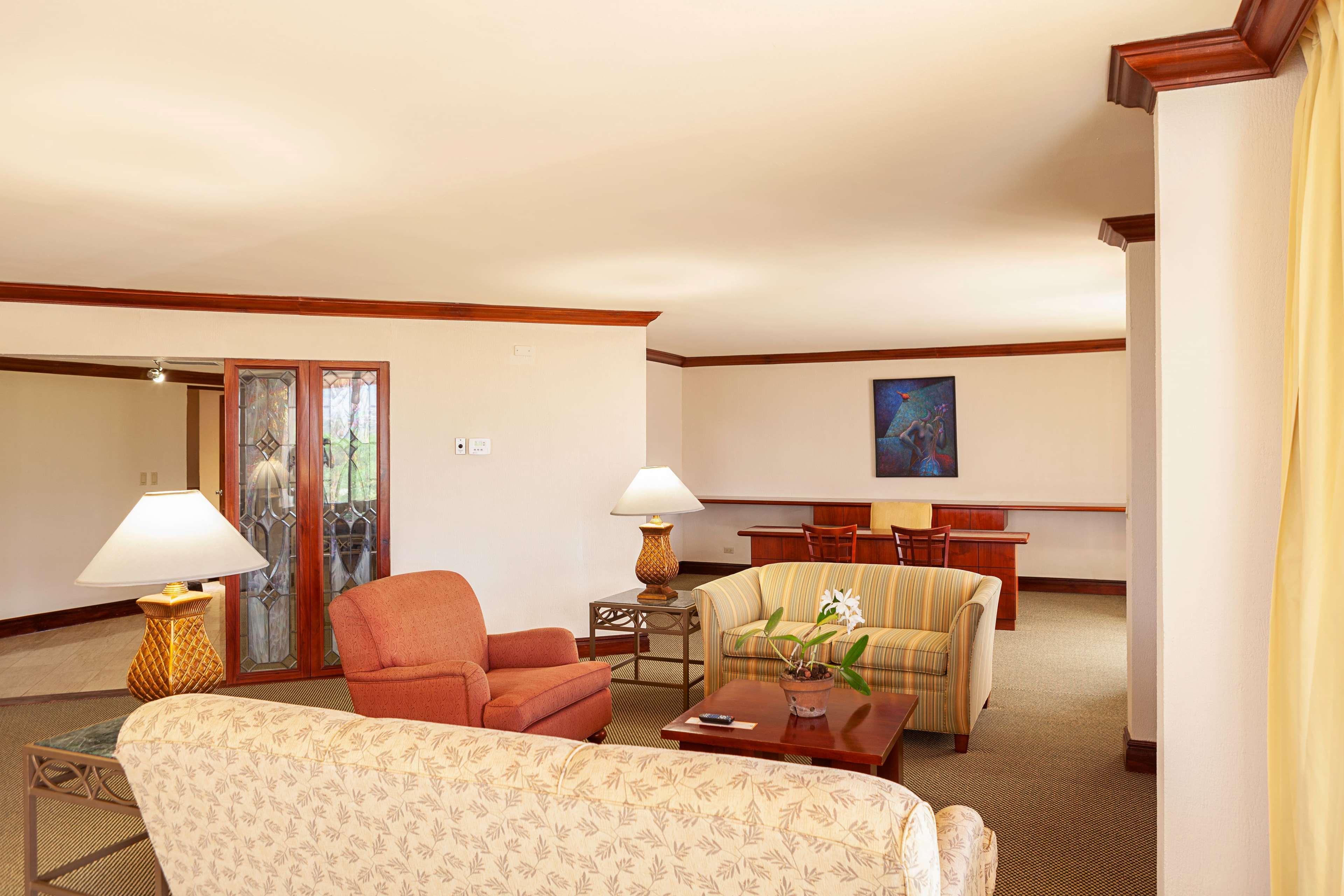 Wyndham San Jose Herradura Ngoại thất bức ảnh A suite at the Four Seasons Hotel, San Francisco