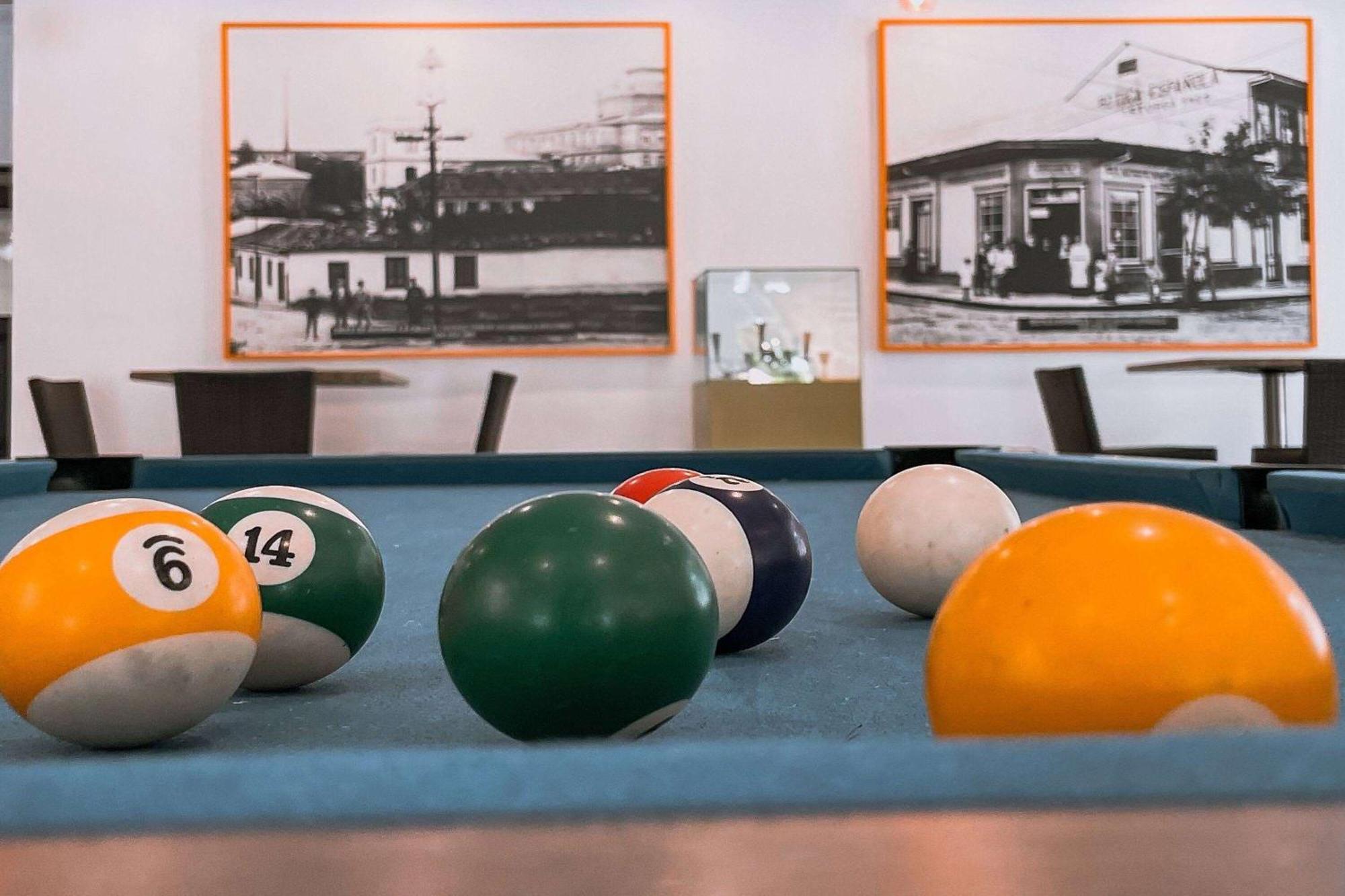 Wyndham San Jose Herradura Ngoại thất bức ảnh A pool table rendered with V-Ray